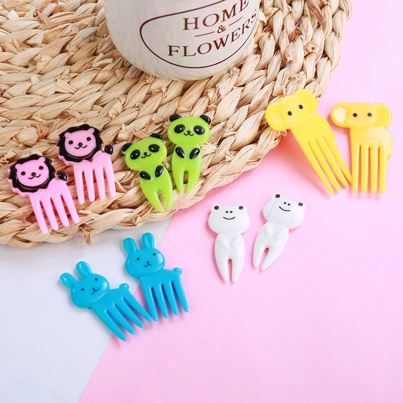 

Animal Manor Cute Mini Bento Sign Children Cartoon Fruit Fork Set Creative Plastic Bento Decoration Sign