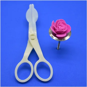 

DIY Bakery Fondant 2pcs Cut Flower Clip Decorating Bracket Pattern Decorating Tool Cake Shaping Tool Products