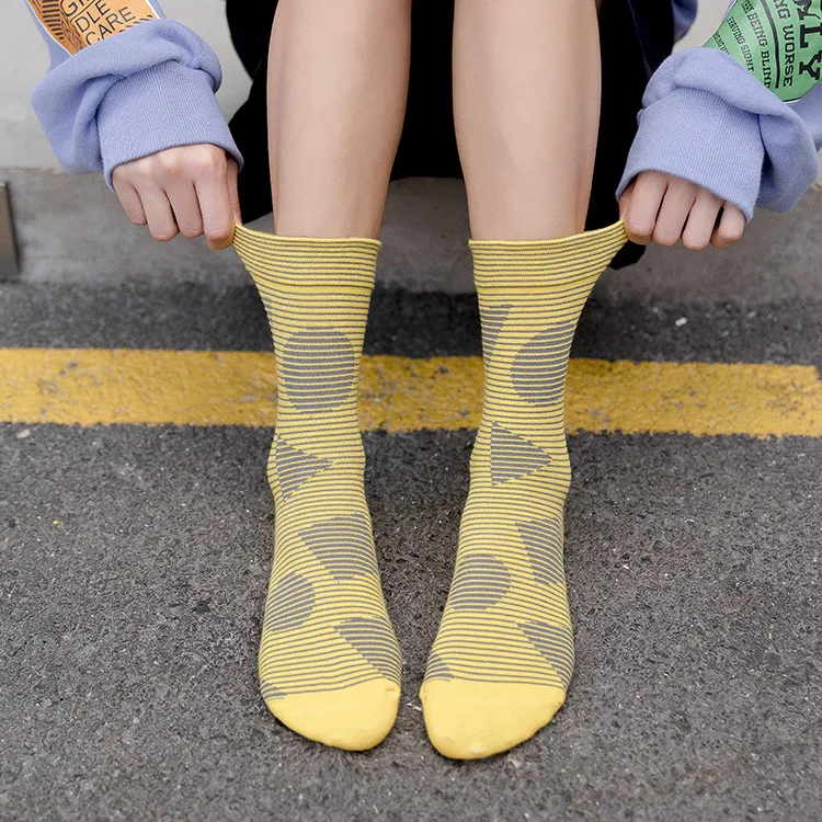 Jeseca/милые носки с мультяшным животным принтом г., осенне-зимние носки для женщин, уличная одежда для японских девочек, милые рождественские носки