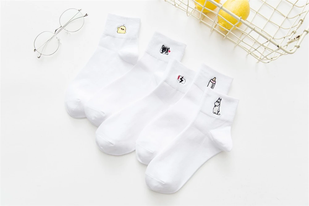 Women Socks Autumn Winter New Cotton Embroidery Cartoon Black White Tube Ladies College Wind Personality Casual Sports Sock