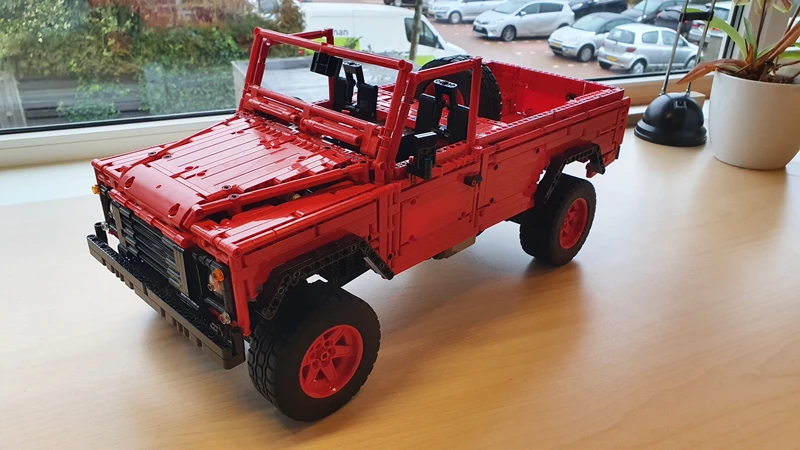 Land Rover Defender 110 MOC 30043 Technic Designed By Sheepo Produced By MOC BRICK LAND