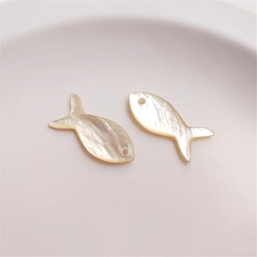 Natural Japanese mirror shell fish pendant single hole shell fish pendant bracelet earrings pendant handmade DIY accessories japanese korean stationery kraft paper shell neutral pen creative water pen signature pens 0 5mm