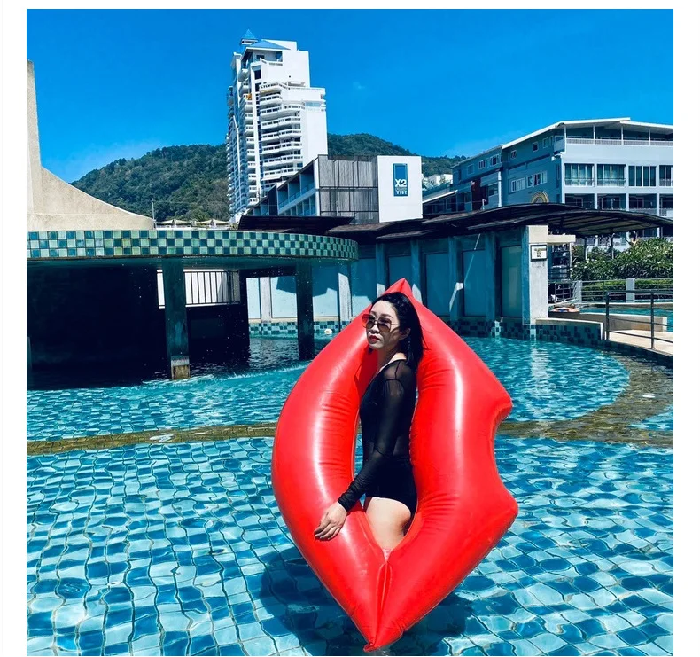 15267372823_2121068239