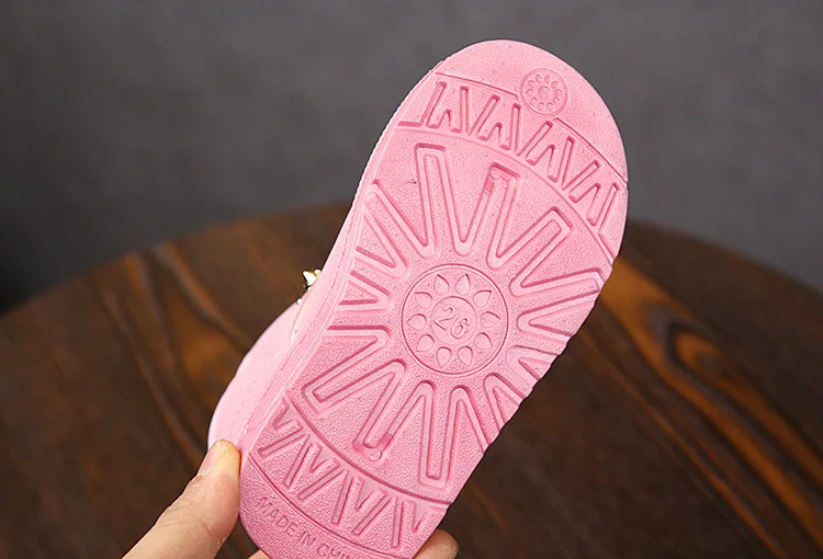 11987323244_1484954287