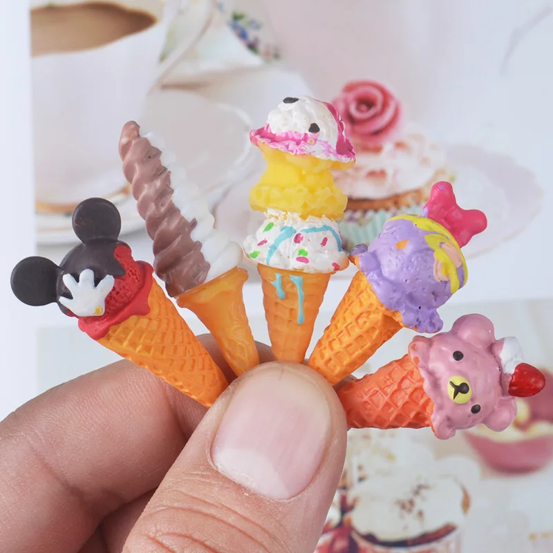 

8pcs Dollhouse Miniature food Doll Re-ment Resin Ice-cream Play Pretend food for blyth,bjd,ob11,1/6 doll Dollhouse Kitchen toys