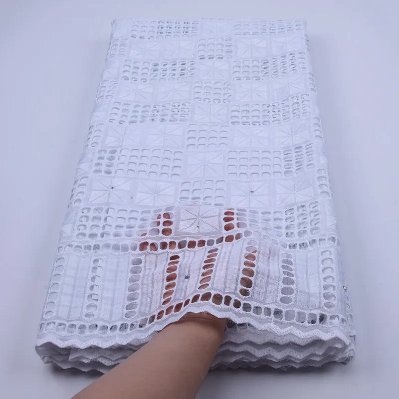 Pure white Модная африканская швейцарская хлопковая вуаль, кружевная ткань в швейцарском стиле с мелкими отверстиями, нигерийский тюль, кружевная ткань с камнями для пришивания платья F1770 - Цвет: Pure white