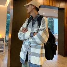 UYUK2019 осенний тренд модный Свободный Повседневный стиль уличный стиль версия полосатый цветной кардиган с подшитыми краями мужские свитера