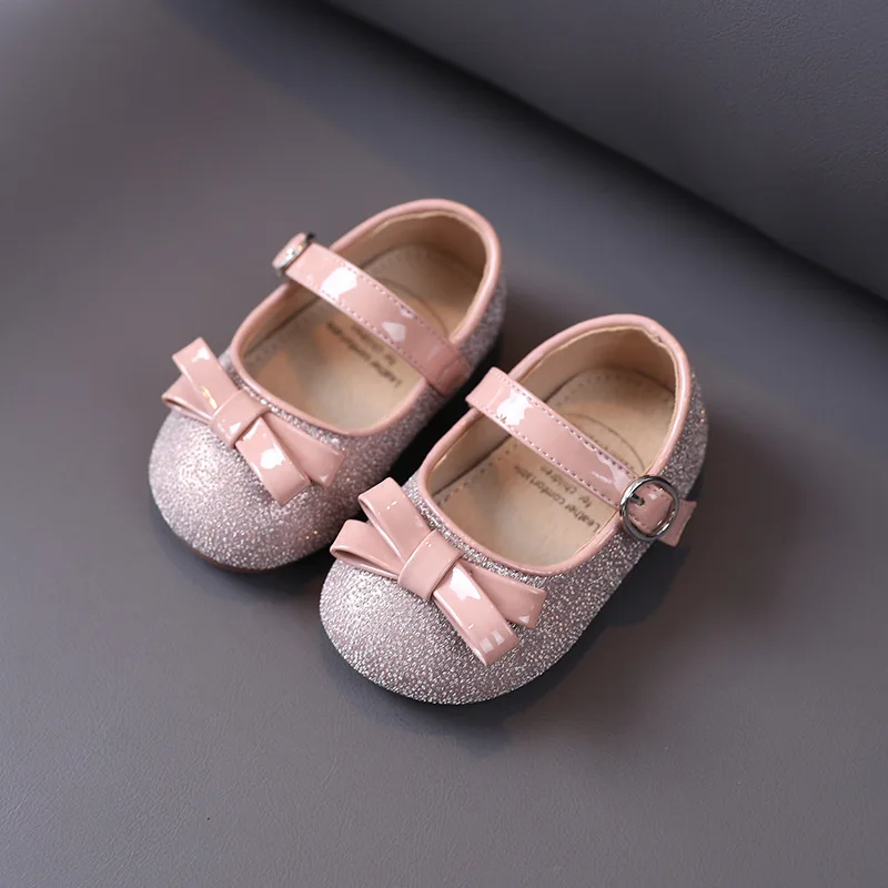 reebok running spikes