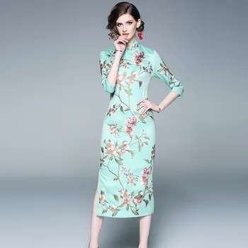 

Women's Summer Embroidered Chinese Style Cheongsam Dress 2020 Female Stand Collar Short Sleeve Elegant Bodycon Split Qipao Dress