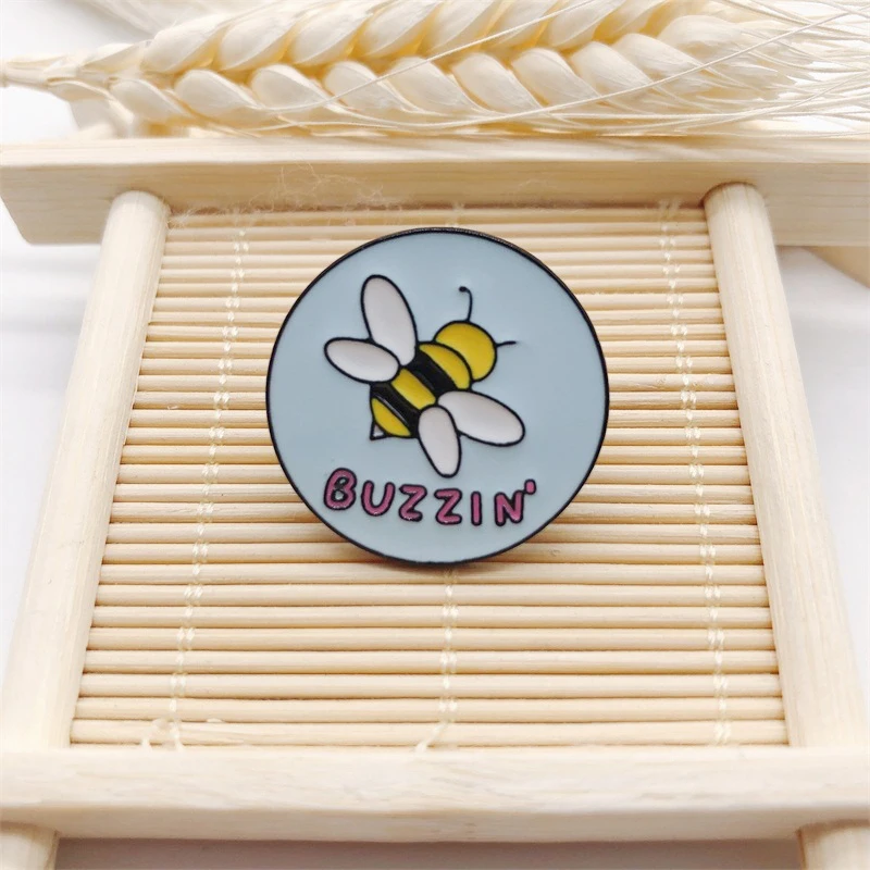 5db7b269812e334c0e7033e4-4-original