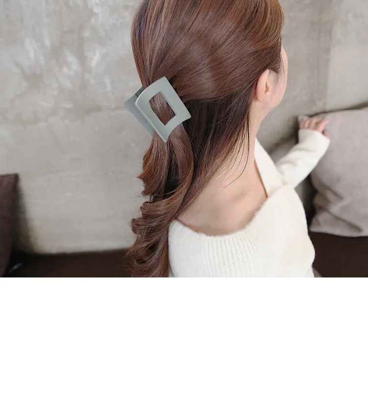 US $148.00 120pcslot DIY Pure Colore Girls Scrub Acrylic Retro Square Hair Clips Ponytail Hair Claws Hair Styling Tools Accessories HA1427