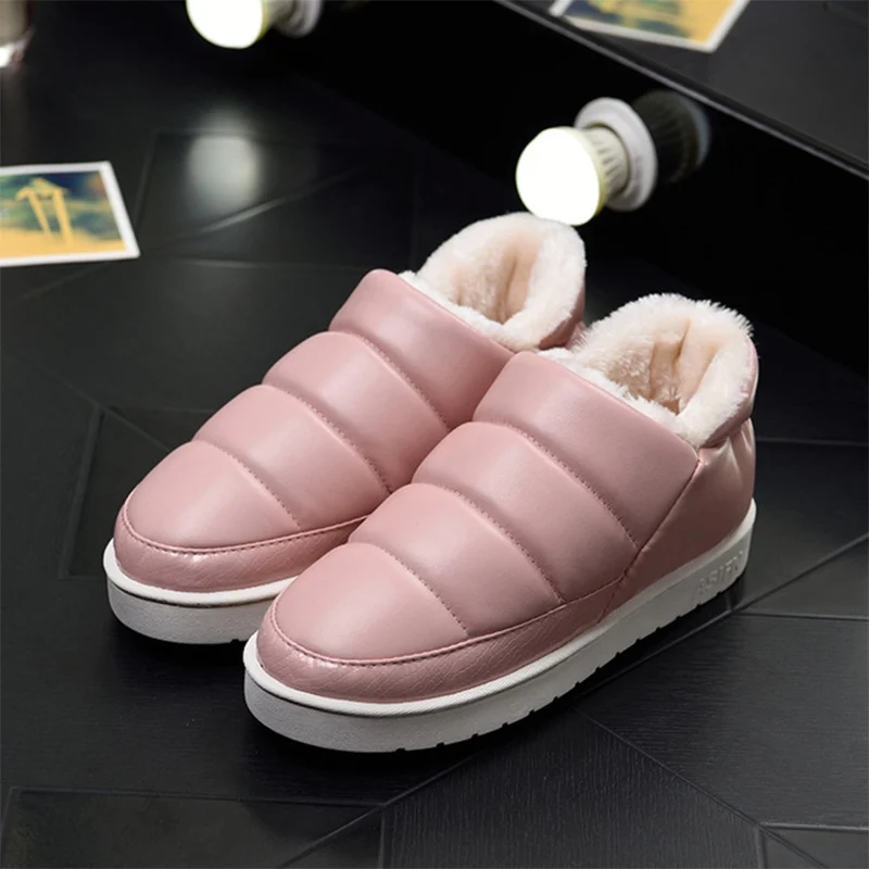 Зимние женские теплые тапочки; Женская водонепроницаемая обувь для влюбленных пар; женская домашняя обувь на плоской подошве с коротким пушистым плюшем; женская обувь на мягкой подошве - Цвет: white pink