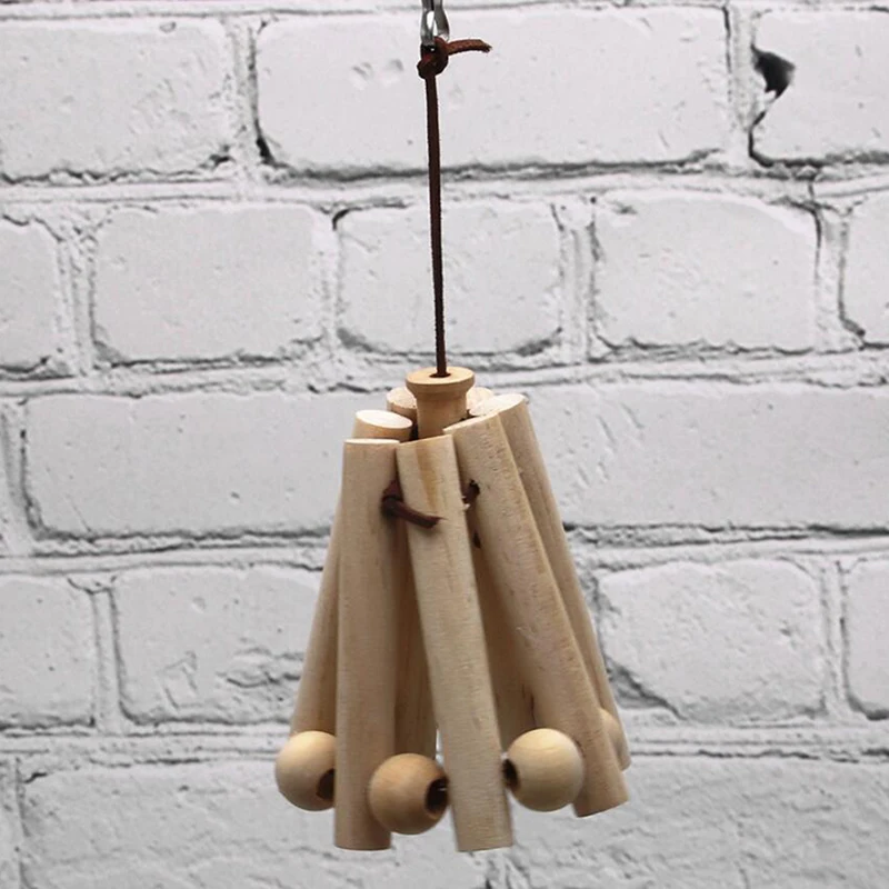 Small Pet Parrot Bird Toy Wooden Leather Rope Bite String Wheel String Toy Molars Bird Accessories Pet Gift - Color: as pitcure