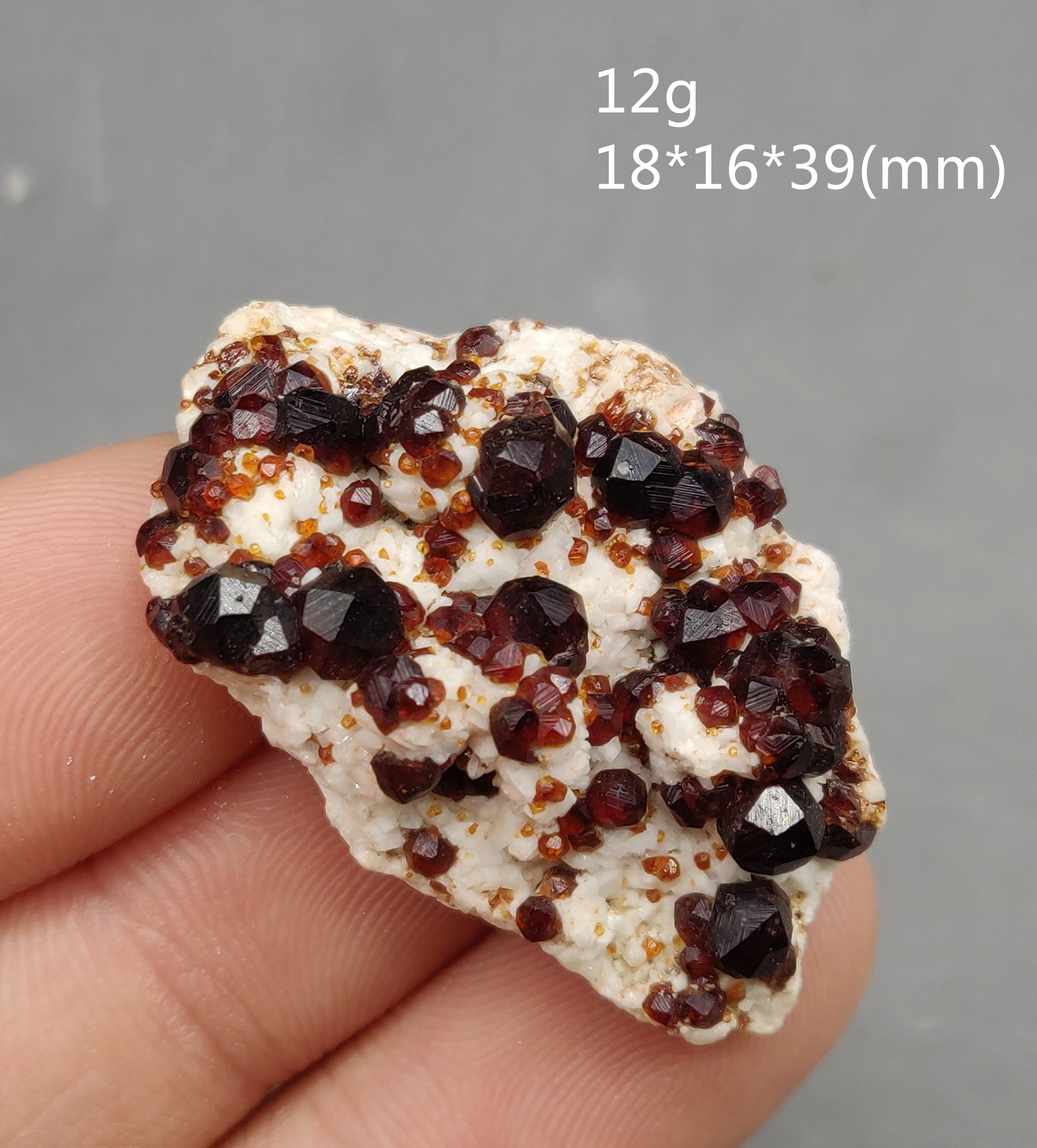 

100% natural Garnet mineral specimen stones and crystals healing crystals quartz gemstones free shipping