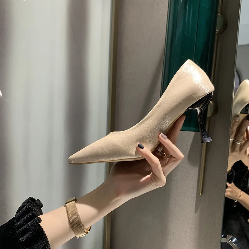

2020 Spring New Style Fashion Women's Pointed-Toe Solid Color Shoes Thin Heeled Simple Low-Cut Outer Wear Extra High Bright Surf