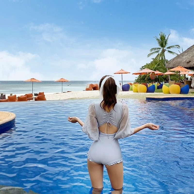 14303470235_1072356743