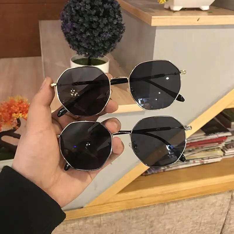 

YGL57 Retro circular spectacle frames for men and women with flat lens sunglasses