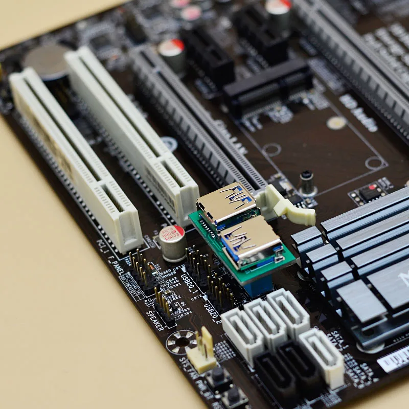 

Адаптер USB3.0 19-контактная Расширительная карта ультра-короткий двухпортовый USB 3,0 встроенный двойной USB 3,0