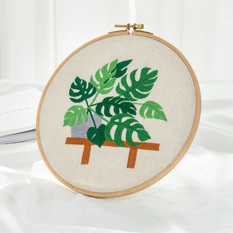 

3D Embroidery DIY Cross Stitch Kits Cartoon Flower Patterns Needlework Set with Embroidery Hoop Handmade Arts Crafts Sewing Gift