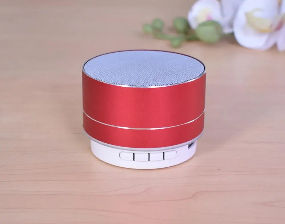 Перезаряжаемая портативная bluetooth колонка мини музыкальная аудиосистема TF USB AUX