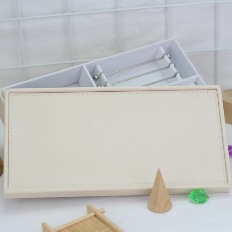 

High Quality Jewelry Box Can Hold Charm Bracelet Necklace Ring Pendant with Original Engraved Luxury Jewelry Box Free Shipping