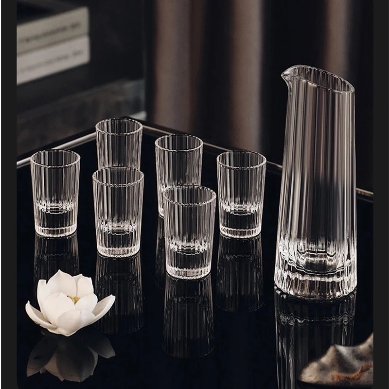 

7pcs Of Lead-free Glass Vertical Pattern Liquor Glass Dispenser Set Creative Small Liquor Glass Spirit Glass One Mouthful Home