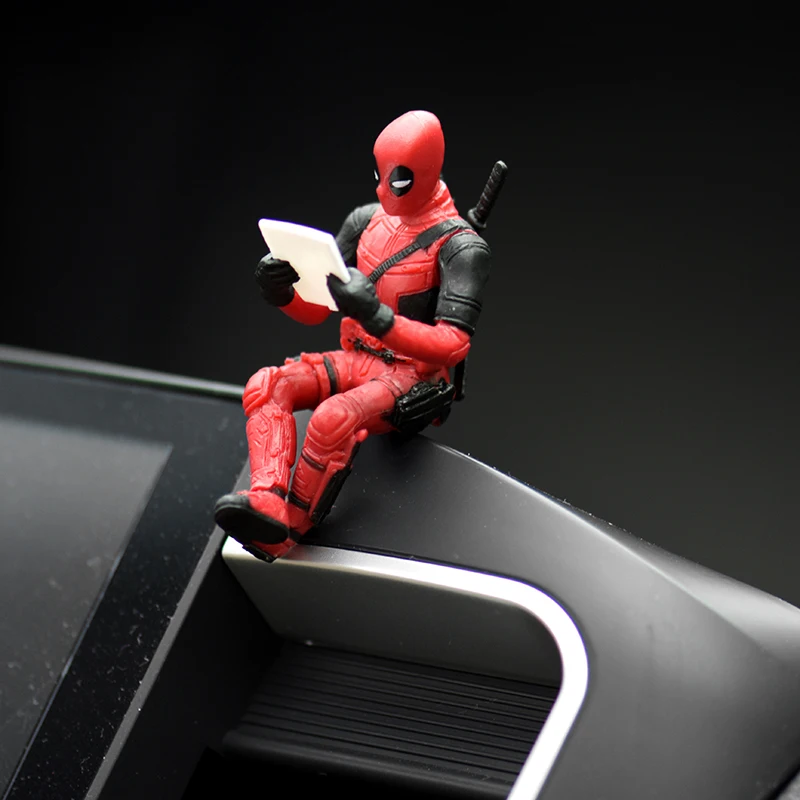 Car Ornaments Deadpool Personality Car Ornament Action Figure Sitting
Model Anime Mini Doll Car Decoration Car Accessories