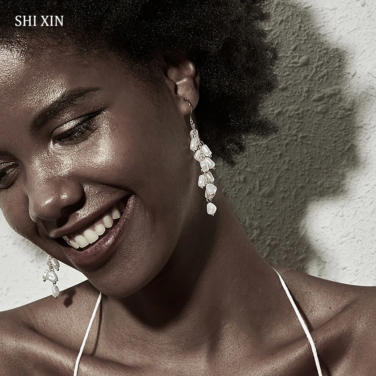 

SHIXIN Fashion Korean Earrings 2019 Long Pearl Earrings for Women Dangling Earings Wedding Tassel Drop Earrings Bridal Jewelry