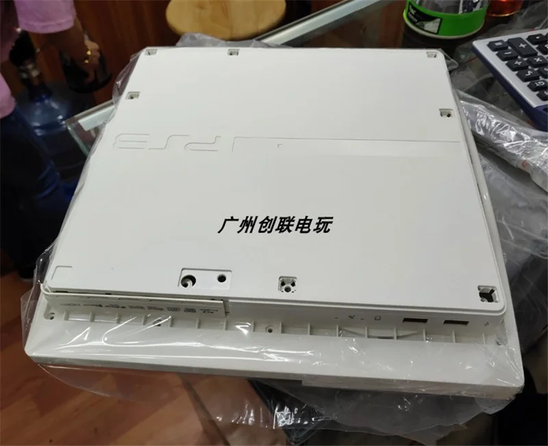 ps3 slim 02