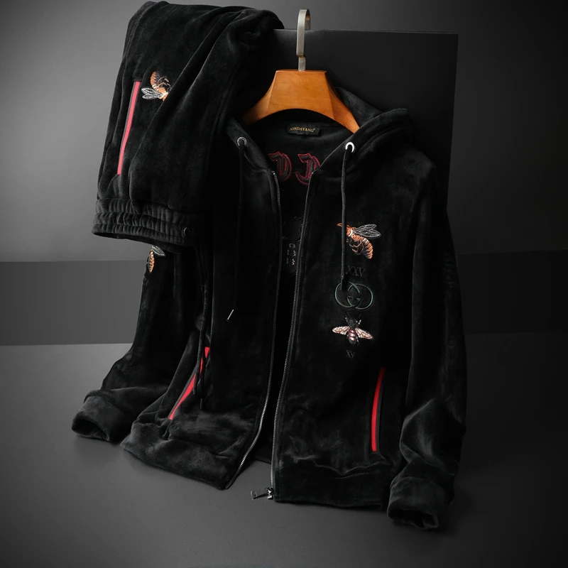 High-end Double-faced Velvet Casual Sports Suit 2019 Autumn And Winter New Men's Suit Warm Embroidery Trend Hoodie + Pants M-5XL High-end Double-faced Velvet Casual Sports Suit 2019 Autumn And Winter New Men's Suit Warm Embroidery Trend Hoodie + Pants M-5XL