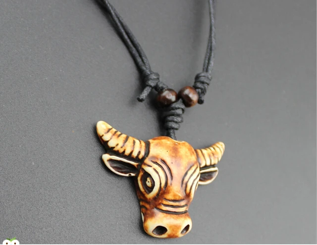 Product Spotlight: 4PC Vintage Resin Necklace Calf Head Pendant Accessories