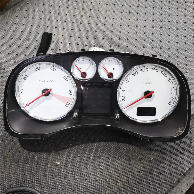 

QDARCTIC original dismount car dashboard instruments panel car Odometer combination assembly 9664404080 for Peugeot 307 AT MT