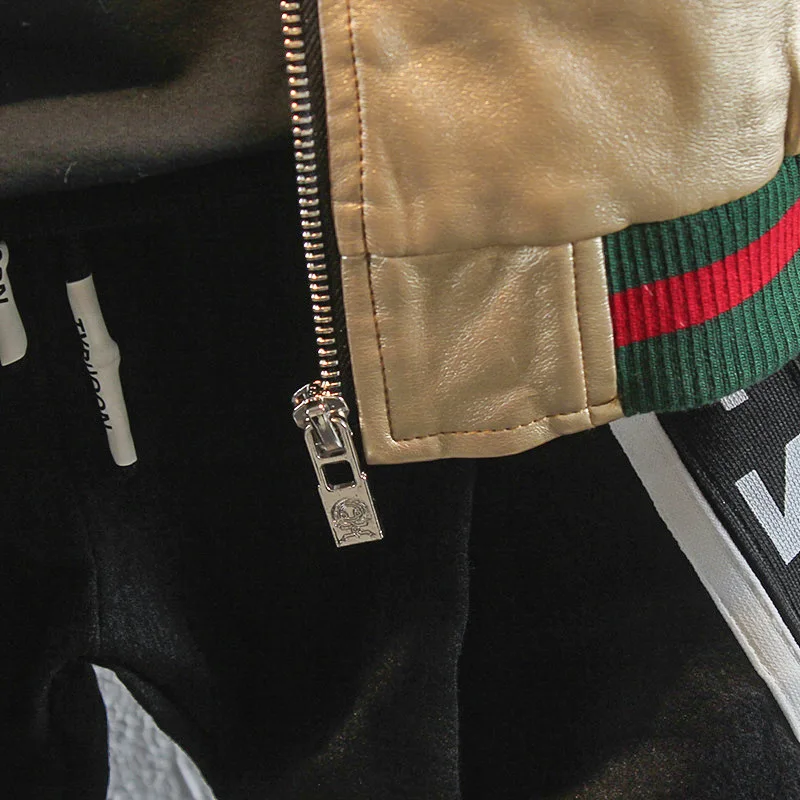 13736676564_1696590532