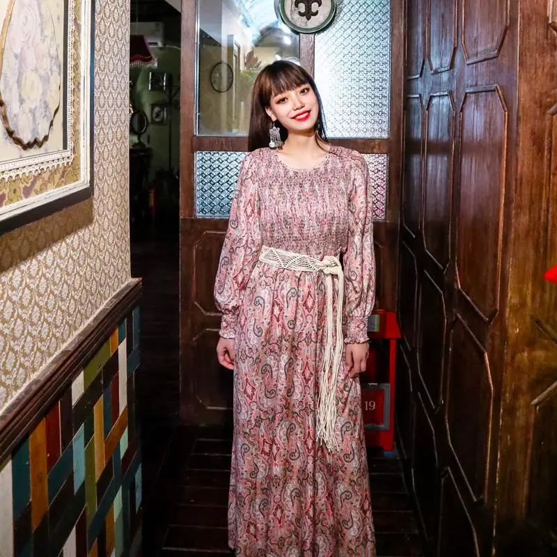 Video scene shooting autumn new national printed dress long skirt and belt