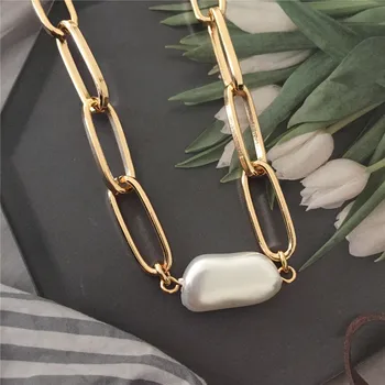 

High Quality Gold Color Plating Irregular Pearl Pendant Necklace For Women Girl Delicate Bohemia Collar Jewelry