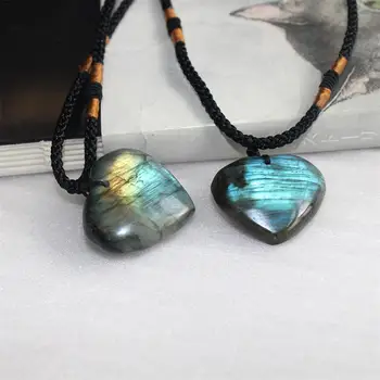 

1Pcs Natural Heart Pattern Pendant Labradorite Necklace Gem Moonstone Crafts Stone Hanging Ornament For Women Gifts