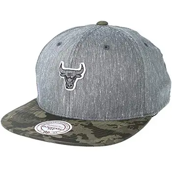 

Mitchell & Ness Chicago Bulls Trench Charcoal Snapback