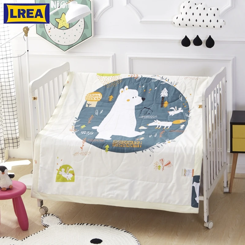 

LREA children's 100% cotton summer quilt 120x150cm Warm bear cartoon pattern