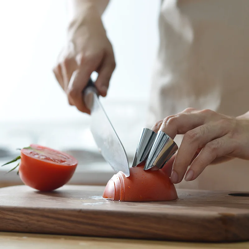 

Gadget Finger Protector Peeling Artifact Shelling Iron Nail Cover Kitchen Tools Gadzety Herramientas De Cocina Utiles De Cocina