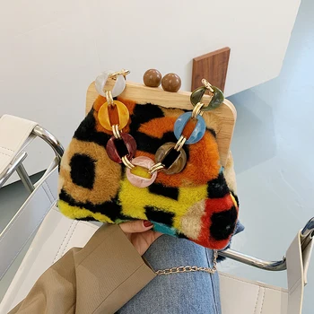 

New Fashion Print Crossbody Bag Women Plush Soft Casual Shoulder Messenger Bag 2020 Winter Female Wooden Shell Shape Handbag