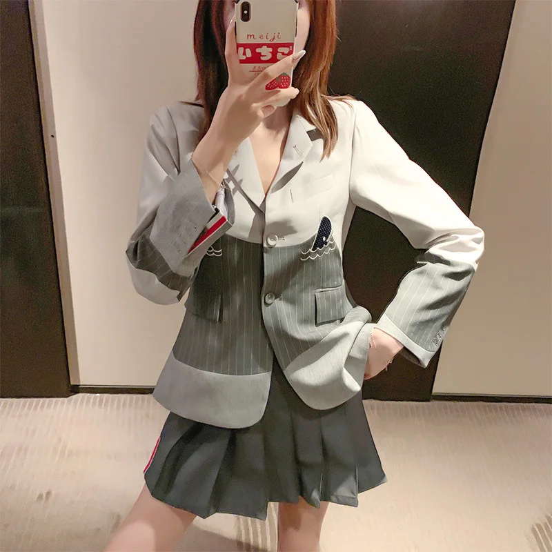 

2019 Fall New Embroidered Whale Splicing Suit Coat with Pleated Patchwork Single Breasted Women Jacket Coat Suit