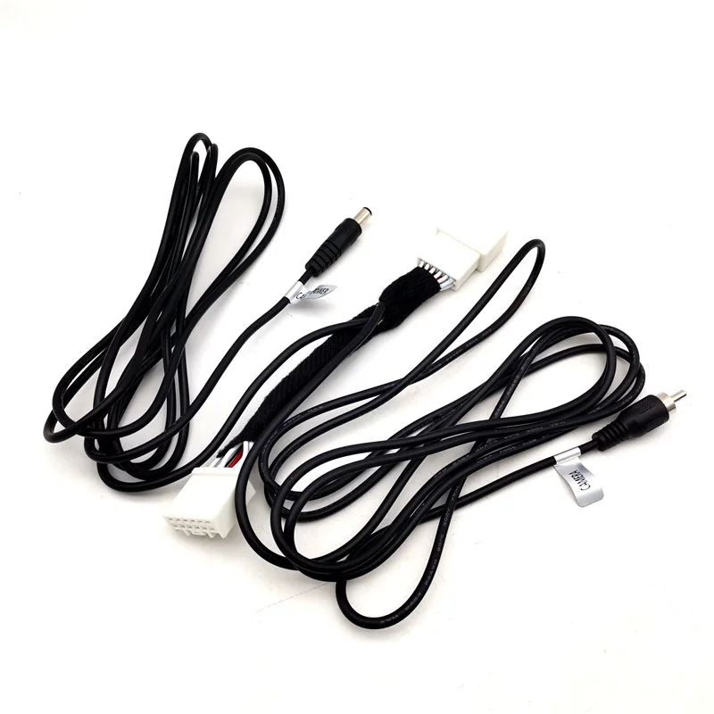 Рисунок 3 - Автомобильный адаптер для камеры