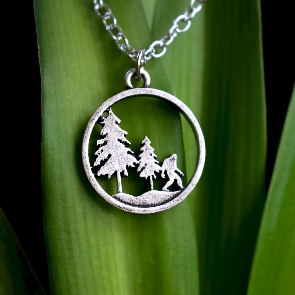 SanLan 10pcs Sasquatch Bigfoot necklace under the pine tree jewelry hiking outdoor gift