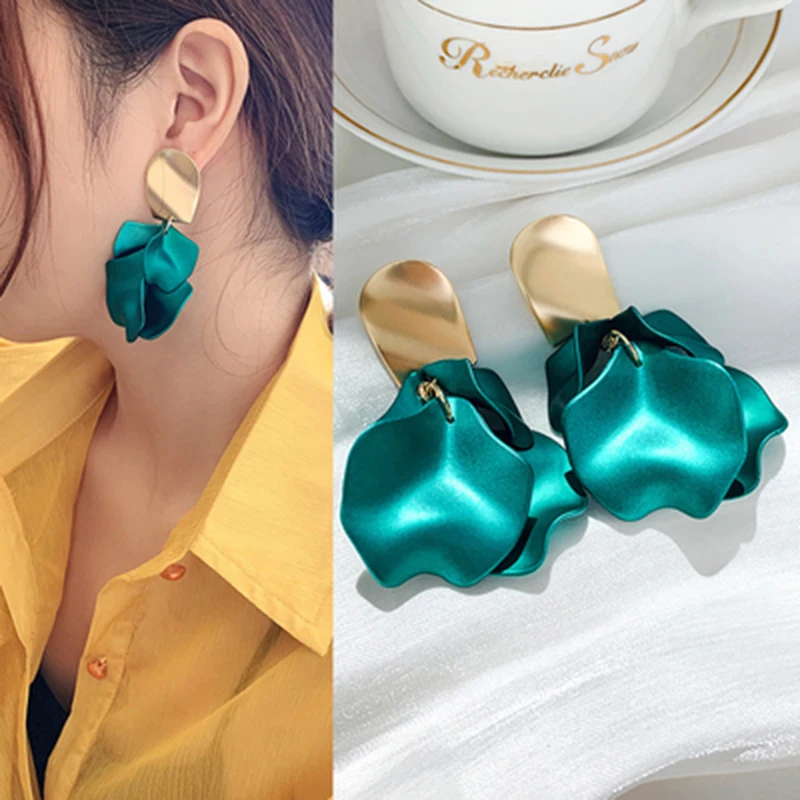 YAOLOGE Acrylic Flower Latest Fashion Earrings For Women Girl Gift Six Color Exaggerate Rose Drop Earrings Jewelry Party drop earrings dangle earrings long earrings flower earrings acrylic earrings rose earrings