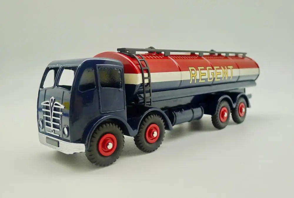Танкер Atlas Dinky UK 943 LEYLAND танкер ESSO литые игрушки 942 FODEN REGENT 1:43|Наземный транспорт| |