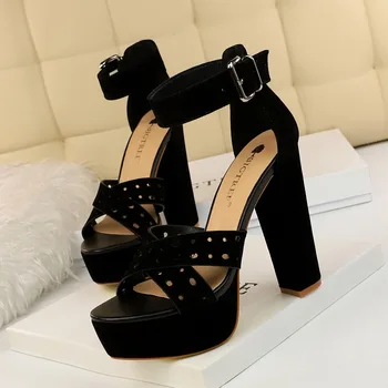

BIGTREE 2020 New Gladiator Buckle Strap Woman Sandals Party String Square heel Shoes Summer Sexy Woman Shoes Black Size 34-40