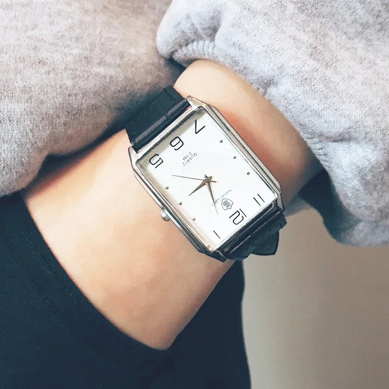 

2019 New Style Rectangular Watch Social Couples Pair Trend Men And Women Lively Fella Middle School Students Online Celebrity St