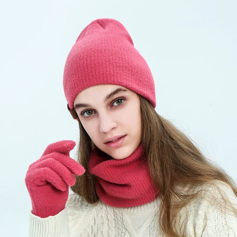 womens wool hat and gloves