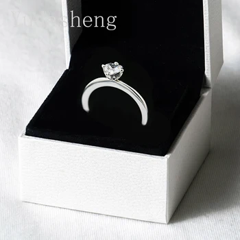 

Clear Heart Solitaire Ring （With Logo Jewellery Box）Women's Fashion Gifts