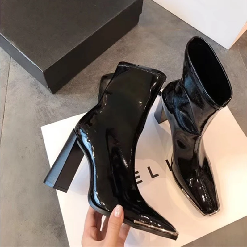 

Black patent Martin boots women's autumn/winter 2020 new pointy, tall, thin and short boots, middle boots with rear zipper
